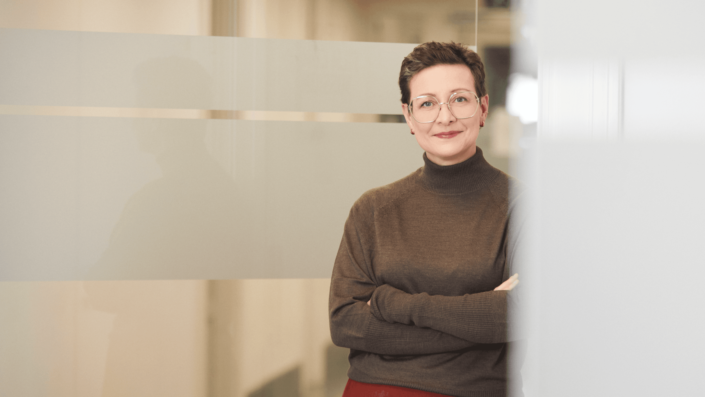 Carola Schmid Assistant to the Managing Director + 43 1 4000 87000 schmid@viennafilmcommission.at